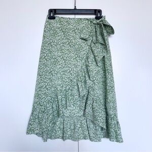 Green floral midi high low wrap skirt with ruffle hem and tie detail | Size XS